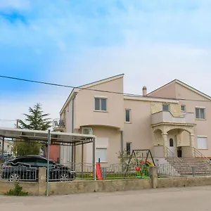 Antonela Apartman Biograd Na Moru